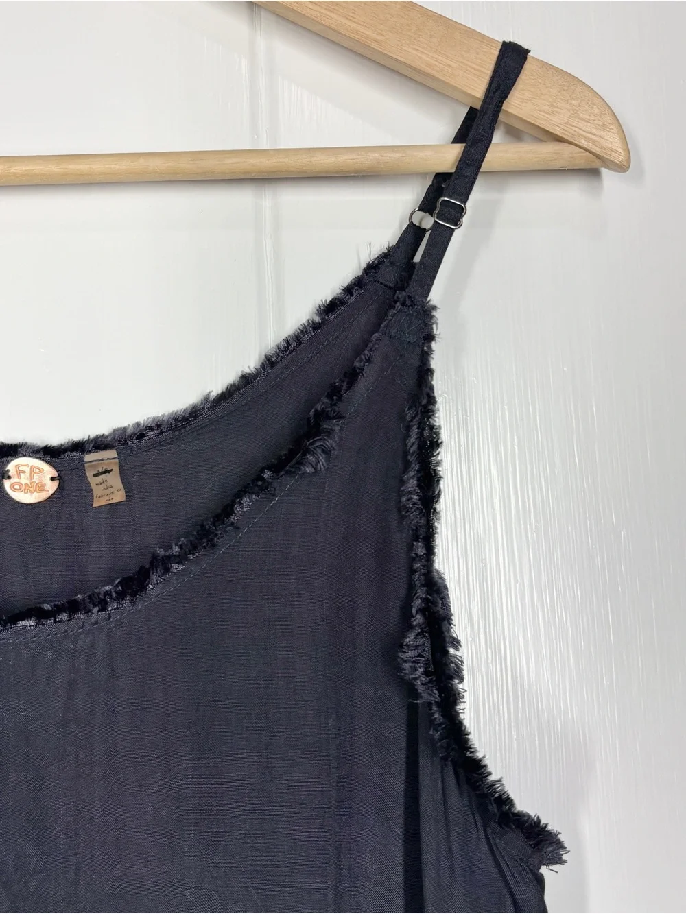 Free People Women’s Raw Edge Frayed Cami Size Small Navy Blue